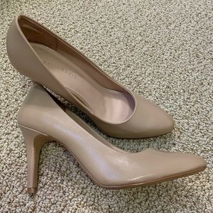 Nude Pumps Size 9